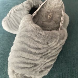 UGG’s Plush Shoe/Slipper